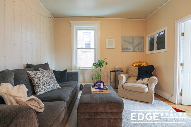 Photo - 1719 Commonwealth Ave Apartment