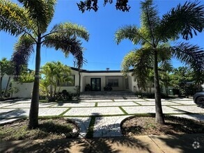 Building Photo - 6080 SW 16th St