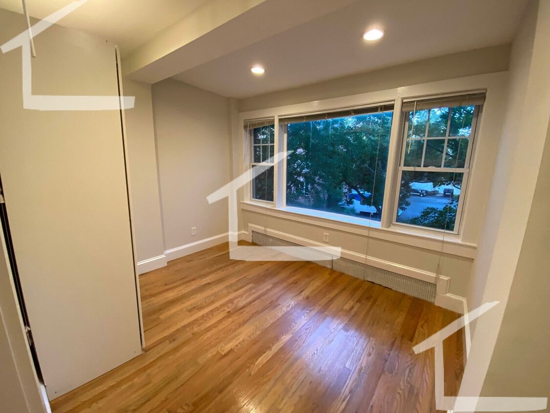 HOT BRIGHTON LISTING!!!!!!!! - HOT BRIGHTON LISTING!!!!!!!!