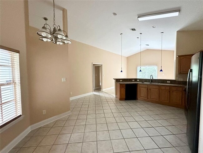 Building Photo - 1676 Vick Rd