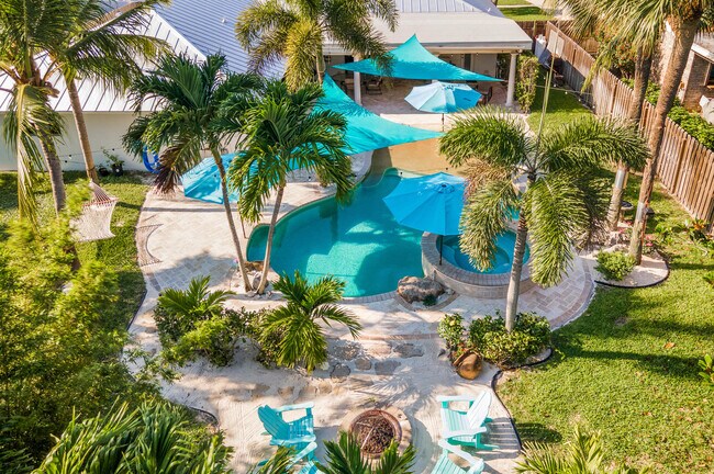 Foto del edificio - 1560 SW 16th St