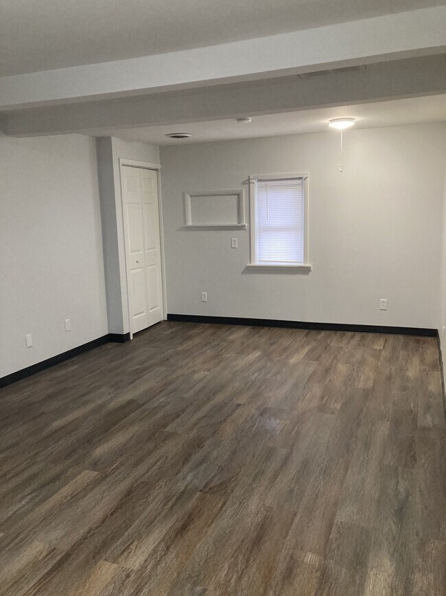 Foto del edificio - 306 W Union St