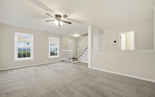 Building Photo - 5531 Old Guard Crescent