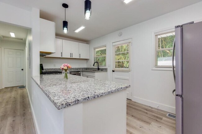 Foto del edificio - 2636 Sandtown Rd SW