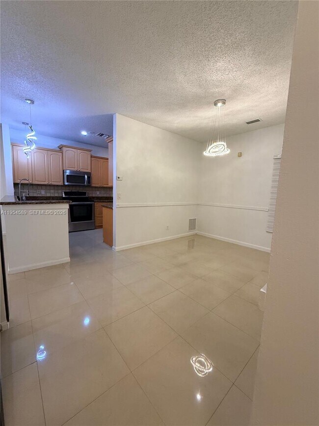 Foto del edificio - 2358 SW 177th Ave