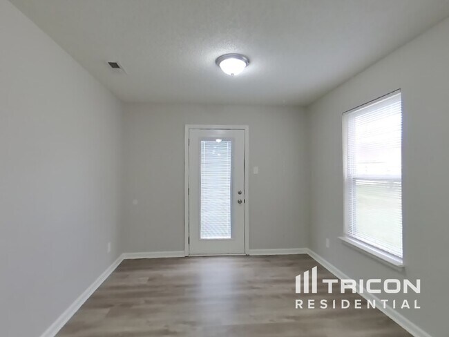 Building Photo - 1730 Elijah Blue Dr