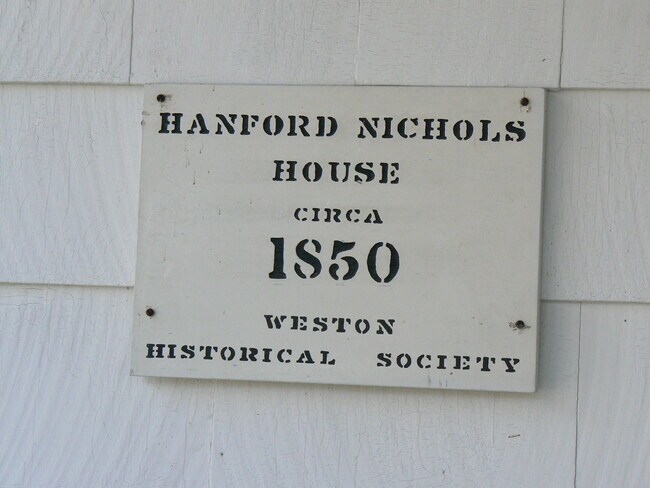 Building Photo - 283 Lyons Plain Rd