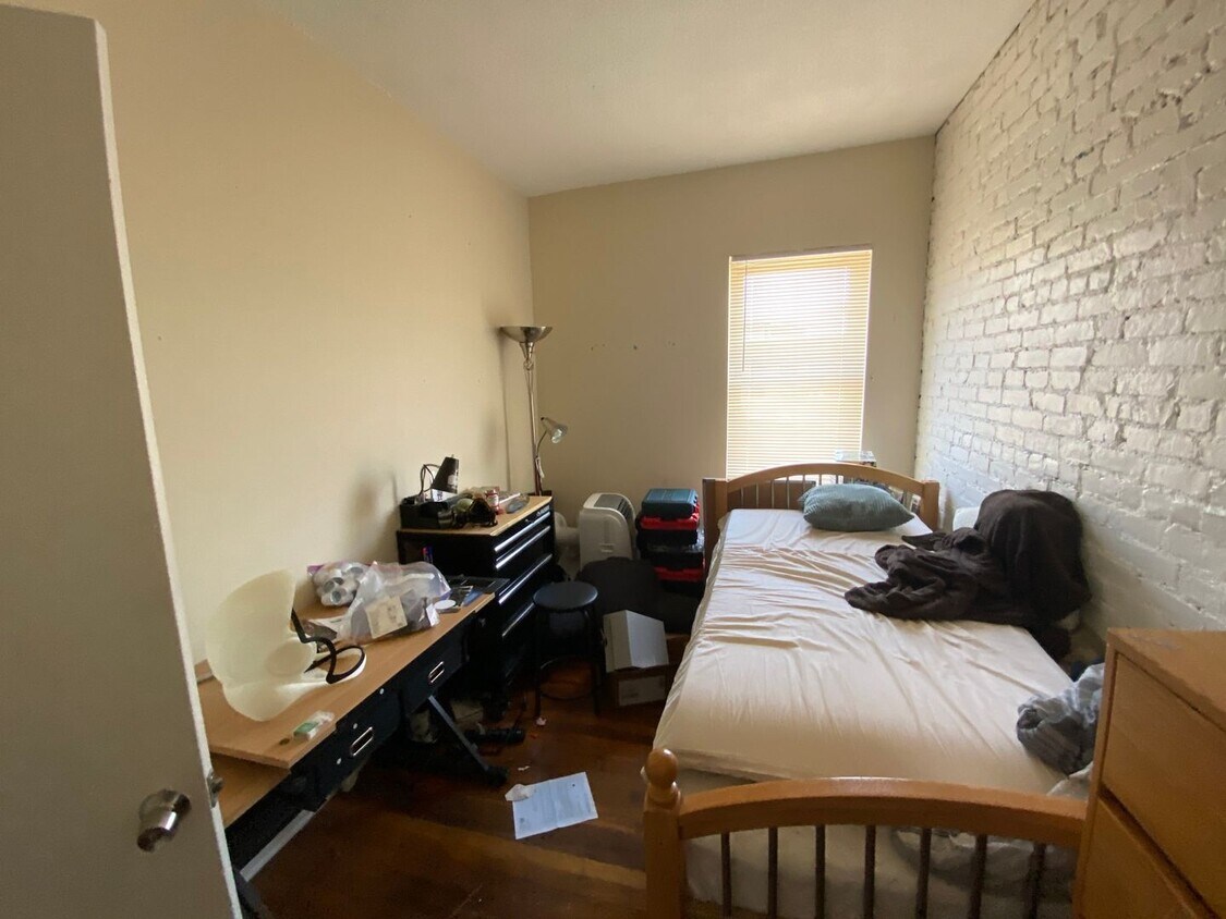 Foto del edificio - Fantastic 2 Bed Right Off The E Line!