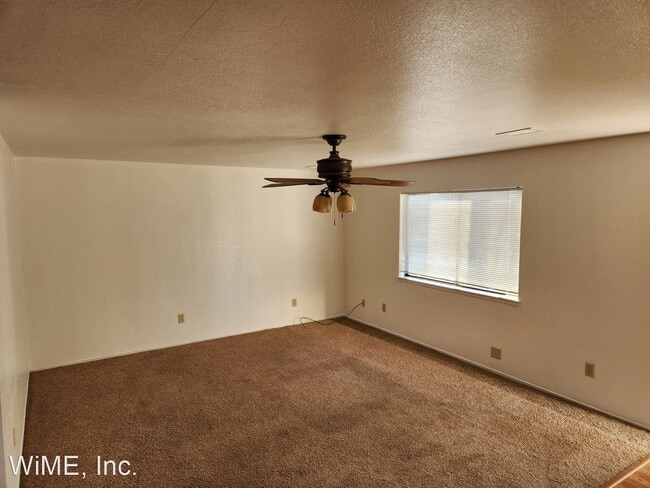 Building Photo - 3 br, 1.5 bath House - 6383 Harvey Road