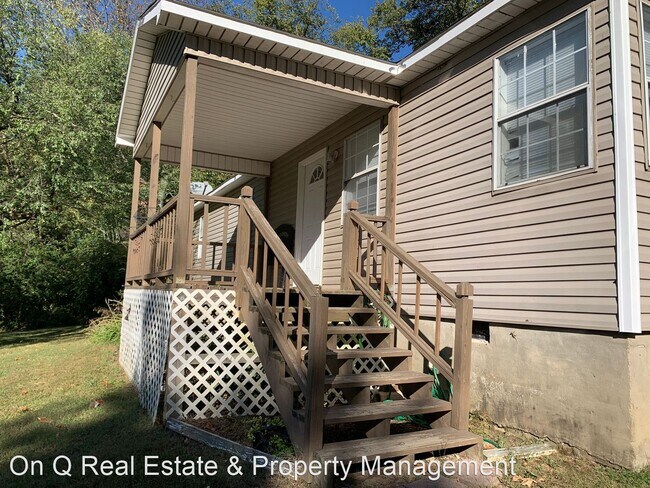 Foto del edificio - 3 br, 1 bath House - 104 E. Lawson Road