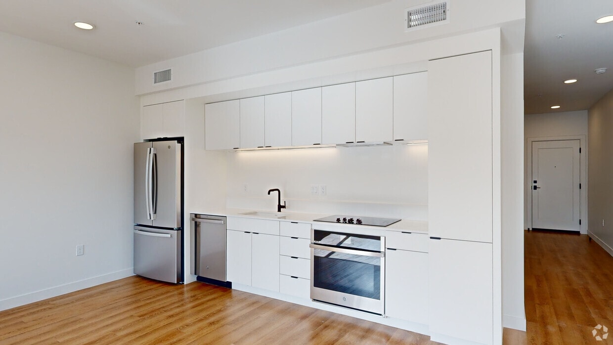 Photo - Izzy Apartments