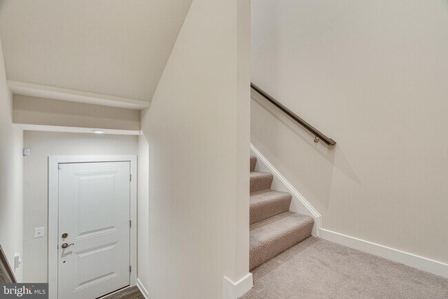 Building Photo - 4132 Legato Rd