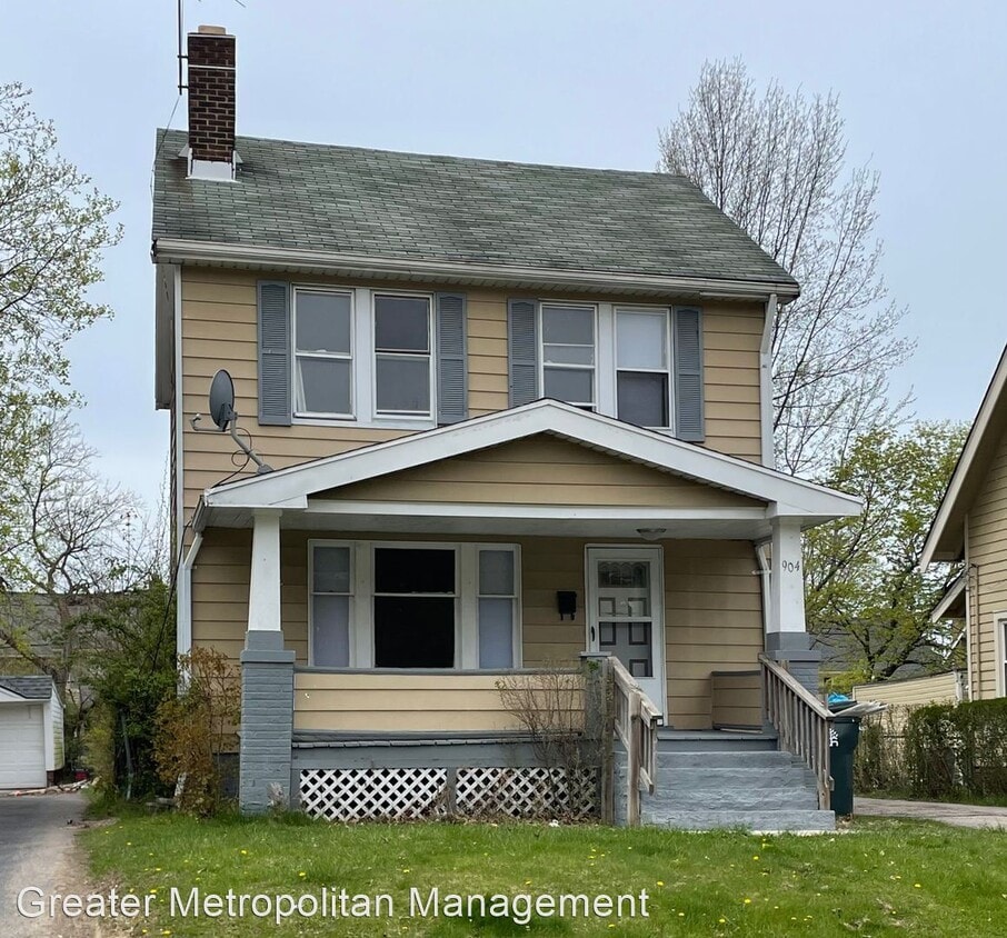 3 br, 1.5 bath House 904 Yellowstone Rd House for Rent in Cleveland