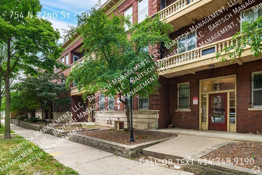 Primary Photo - 754 N 22nd St