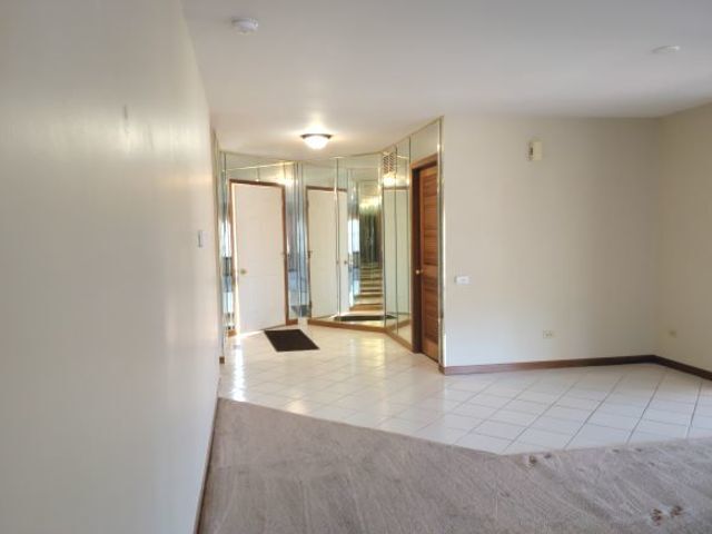 Building Photo - 21201 Silktree Cir