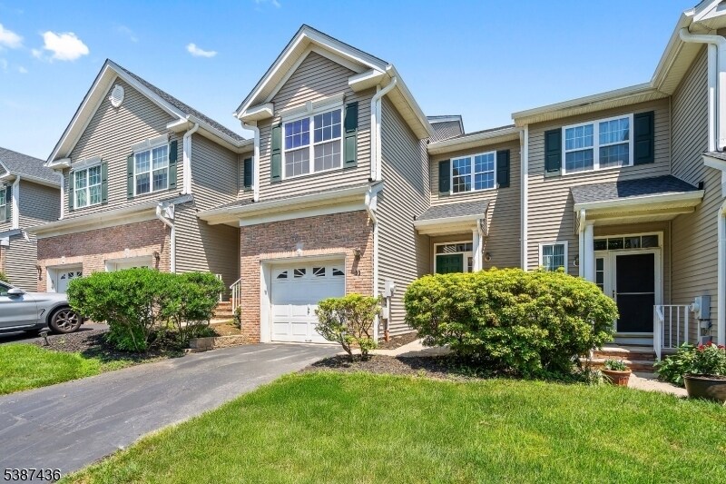 Foto principal - 43 Kennedy Ct
