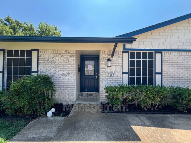 Foto del edificio - 1020 Pleasant Valley Ln