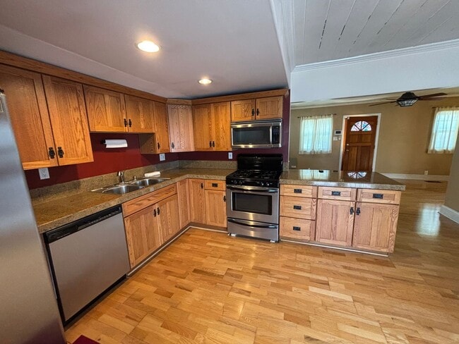 Foto del edificio - Charming 2+1 house for rent with small yar...