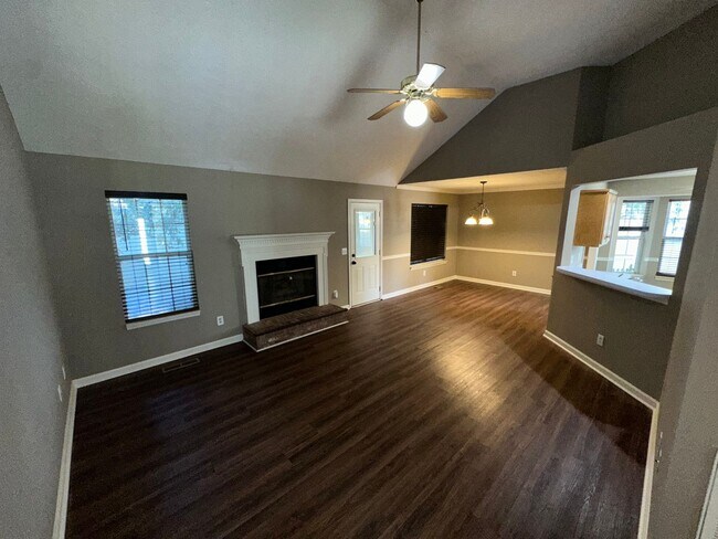 Foto del edificio - 1409 Aaronwood Dr