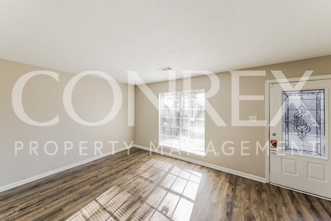 Building Photo - No Place Like Home -- One Month of Free Rent!