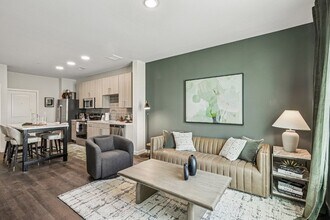 Building Photo - Rio Point