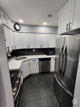 Building Photo - 49 Fairview Cir