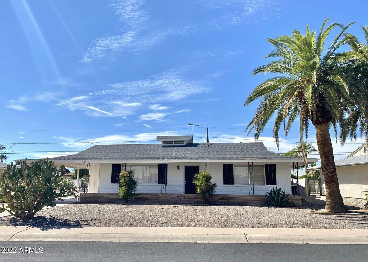 11001 W Cherry Hills Drive West, Sun City, AZ 85351 House Rental in