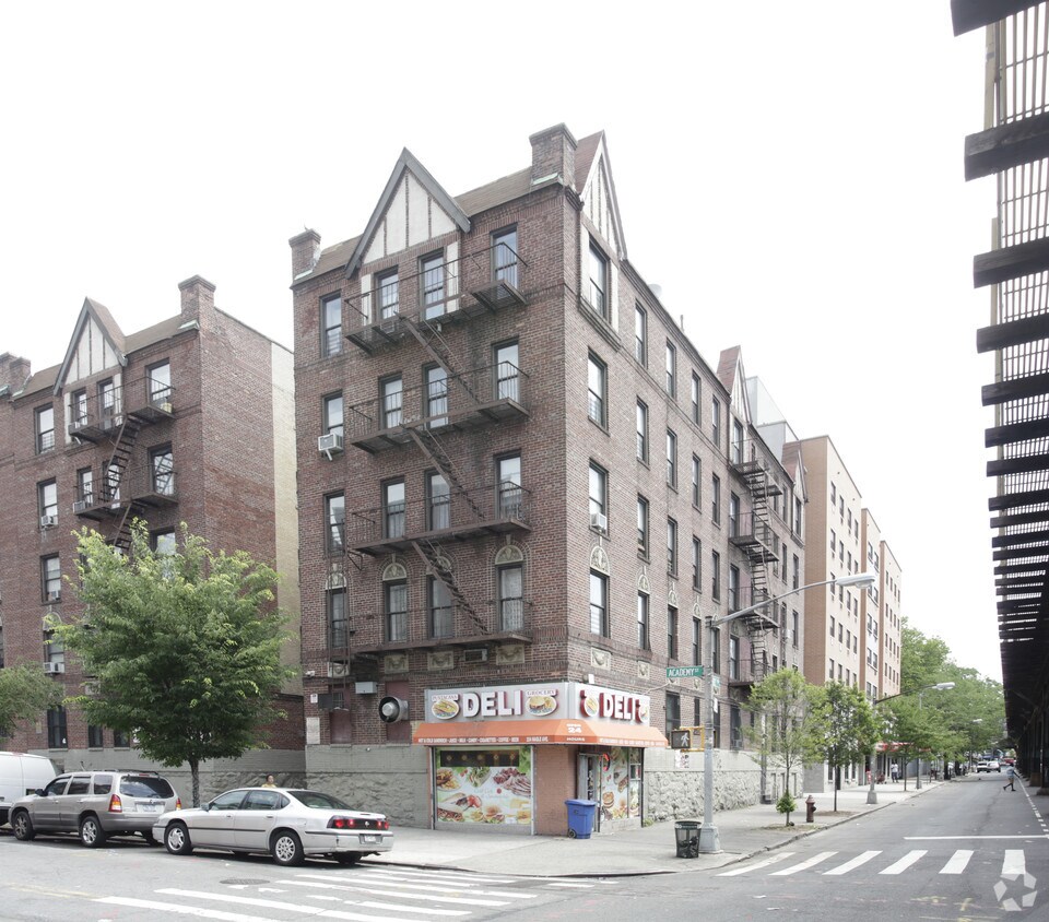Foto del edificio - 543 Academy St