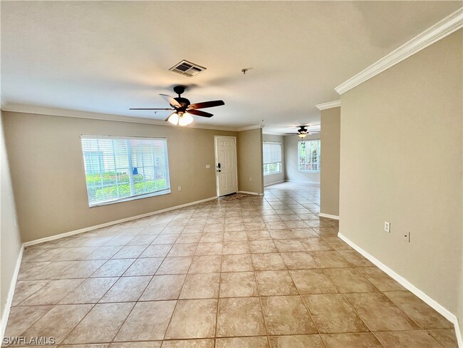 Building Photo - 9430 Ivy Brook Run