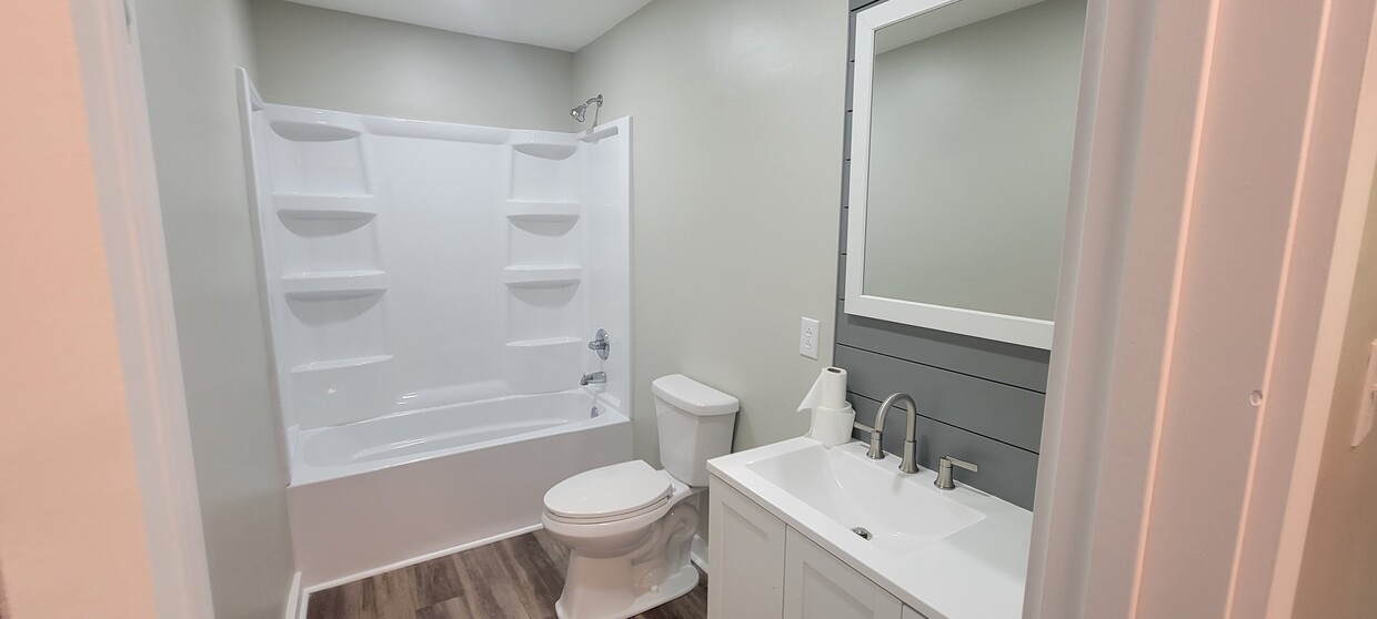 Foto principal - 250 McGuire St