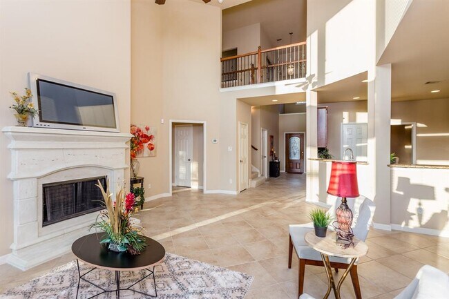 Building Photo - 5446 Linden Rose Ln