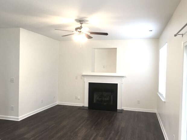 Building Photo - 3306 Manchester Ave