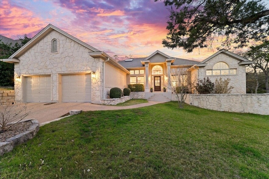 Primary Photo - 10502 Grand Oak Dr