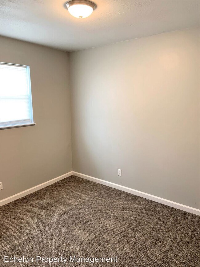 Foto del edificio - 781-783 Thornton St