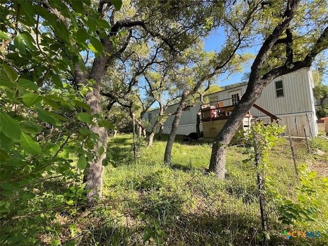 Foto del edificio - 122 Sonnyland Dr