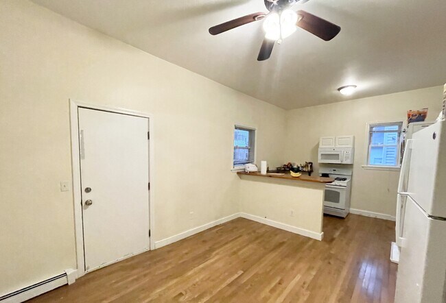 Building Photo - 29 Spring Garden St