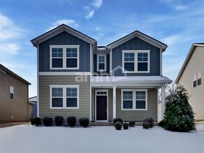 Building Photo - 5121 Jack Byrnes Dr