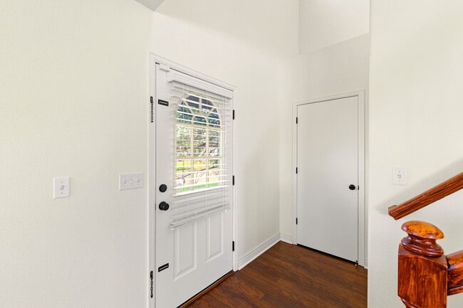 Foto del edificio - 3 Bed 2.5 Bath Home in Green Valley Ranch!