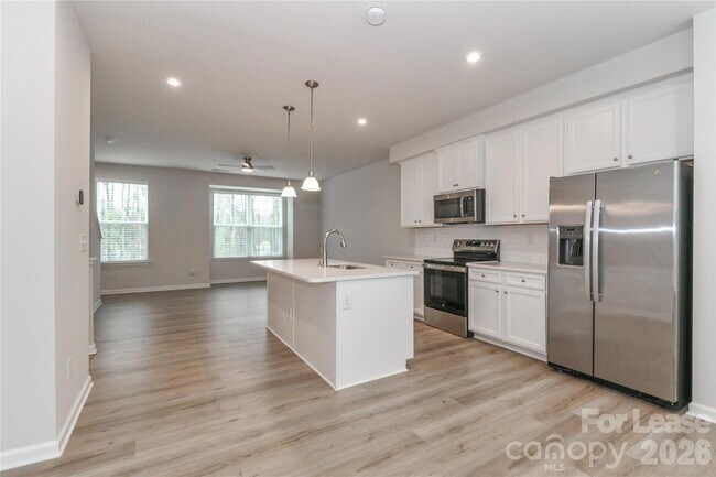 Foto del edificio - 5038 Springarn Ct