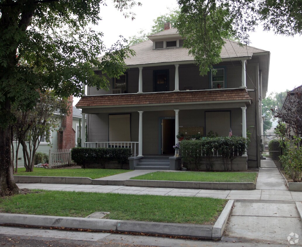 Foto principal - 3939-3943 Chestnut St