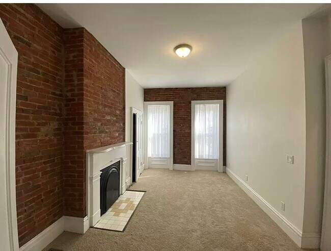 Bedroom - 625 Main St