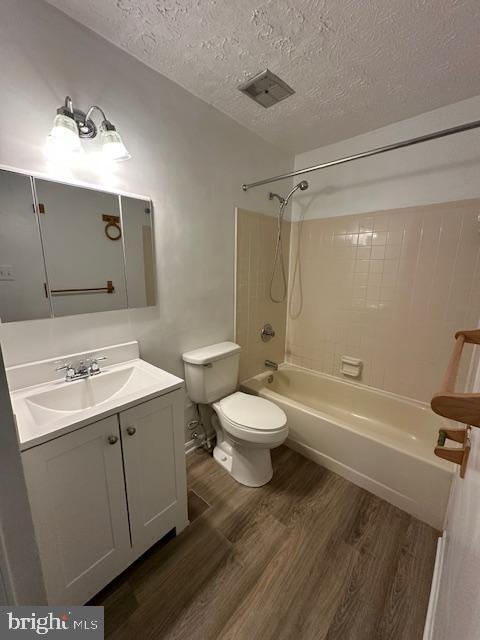 Foto del edificio - 11510 Little Patuxent Pkwy