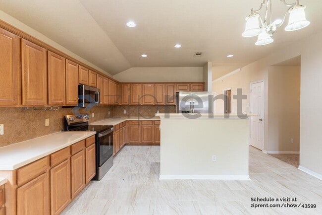 Foto del edificio - 5907 Drystone Ln
