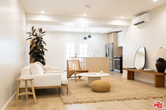 Foto del edificio - 1409 N Hudson Ave