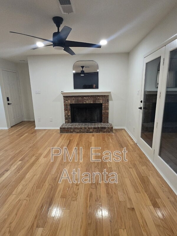Building Photo - 512 Tuxworth Cir