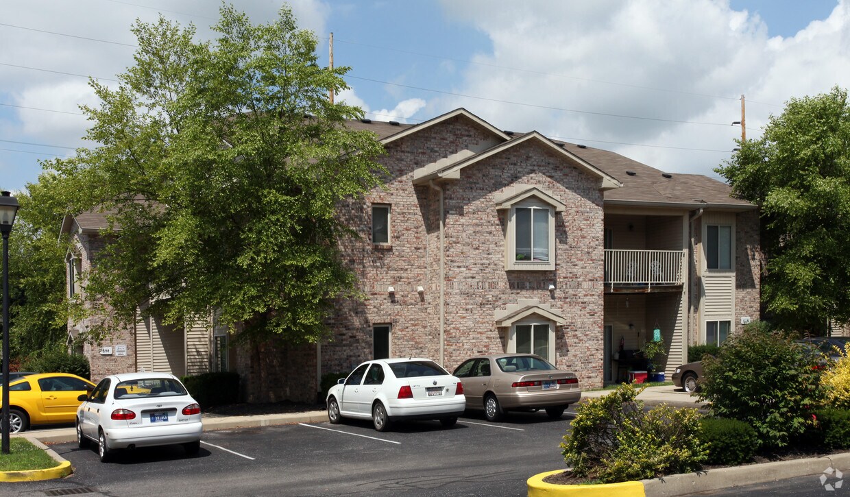 Park Madison **CALL FOR AVAILABILITY** Apartments in Greenwood, IN