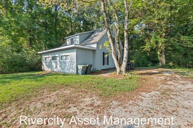 Building Photo - You Don't Want To Miss This One!!!!! It Is...