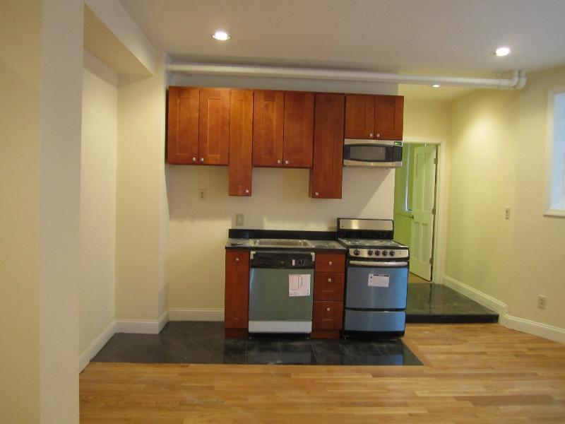 kitchen/living room - 69 Gainsborough St