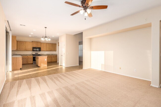 Foto del edificio - Gorgeous Golf Course Views in Gilbert, AZ!  MOVE-IN SPECIAL:  FIRST MONTH FREE!!!