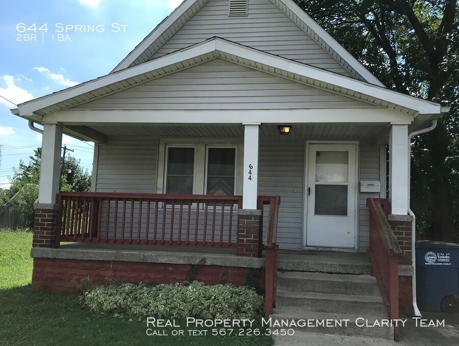 Primary Photo - 644 Spring St